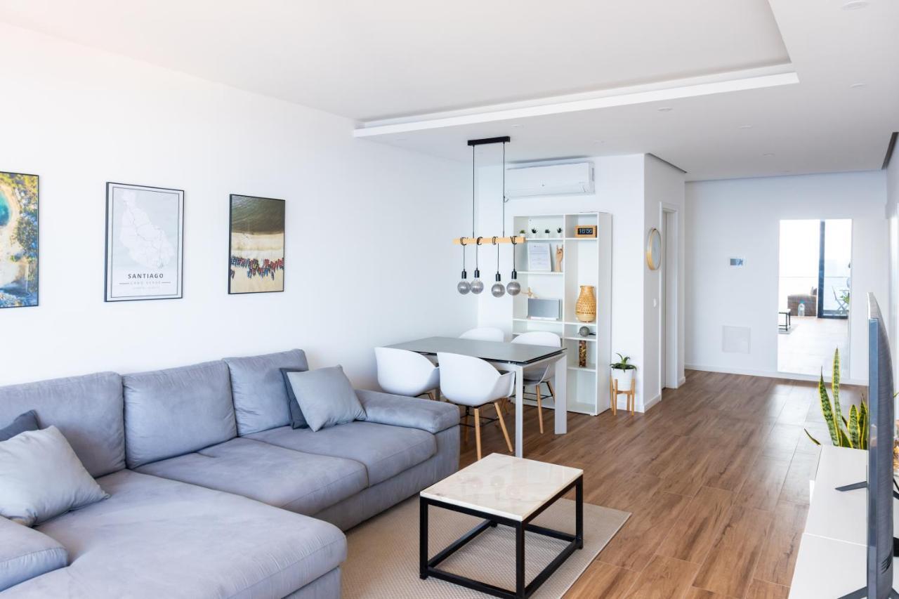3 Bdr Aprt, Stunning Seaview, Rooftop Pool - Lcgr 프라이아 외부 사진