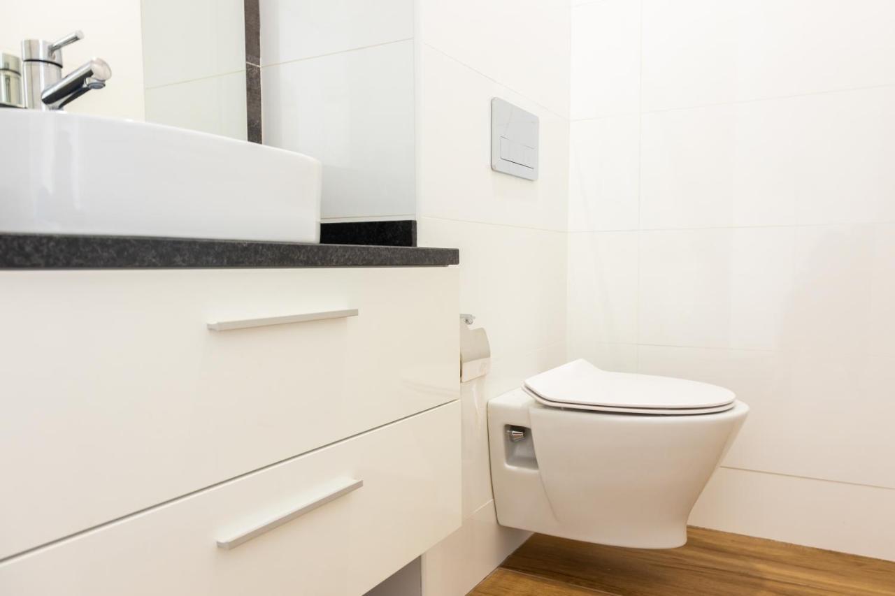 3 Bdr Aprt, Stunning Seaview, Rooftop Pool - Lcgr 프라이아 외부 사진